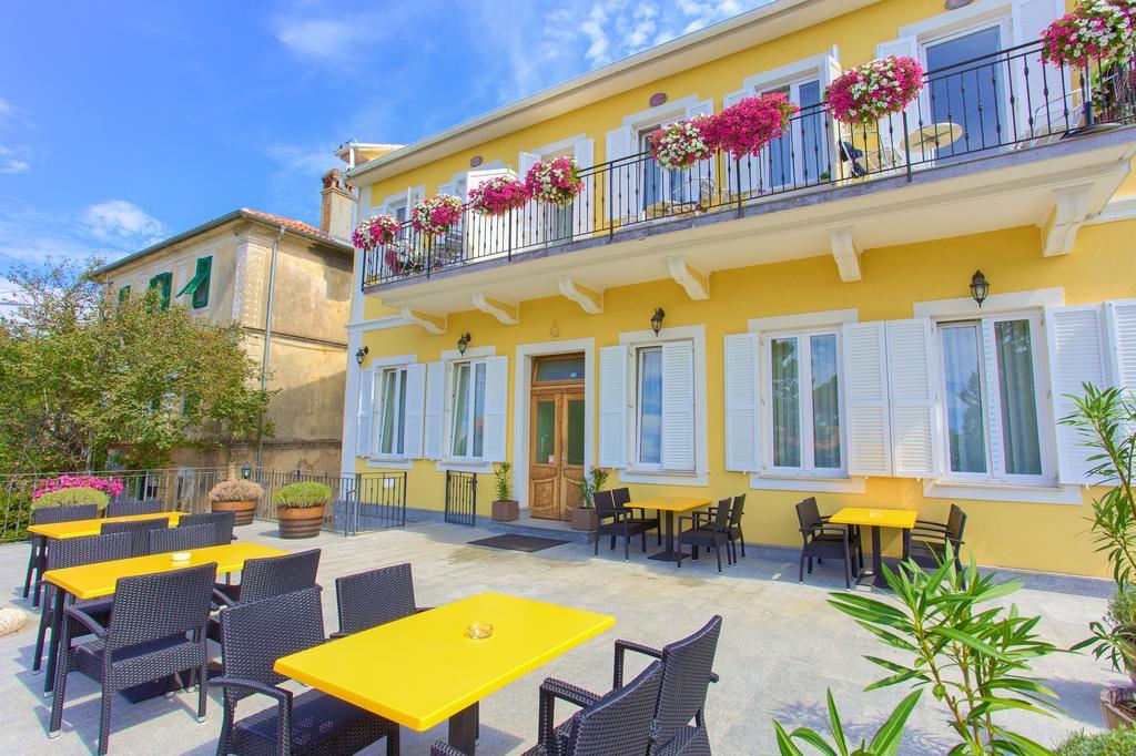 Frajona Apartments Malinska Bagian luar foto